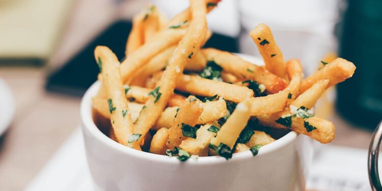 Unlocking Your Health Goals: How a Healthy Nutrition Plan Can Accelerate Weight Loss